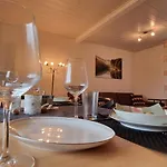 Ii Mit Panoramablick In Der Altstadt Von דירה