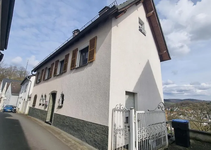 Ii Mit Panoramablick In Der Altstadt Von *